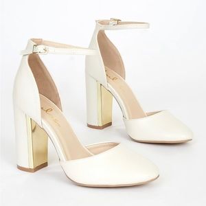NWT Lulus - Laura Off White Ankle Strap Heels with Gold Detail